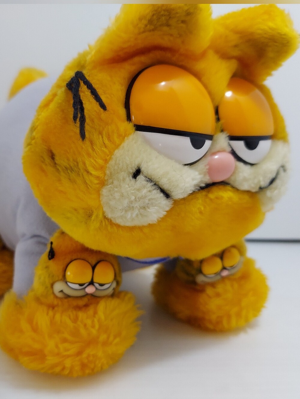 Garfield Plush In My Favorite Slippers Blue Pajamas 1981 12" Vintage Dakin